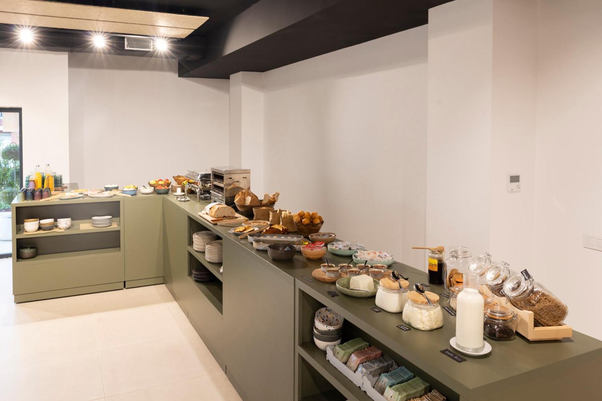 Hotel H4 Cangas 3 Superior ภายนอก รูปภาพ