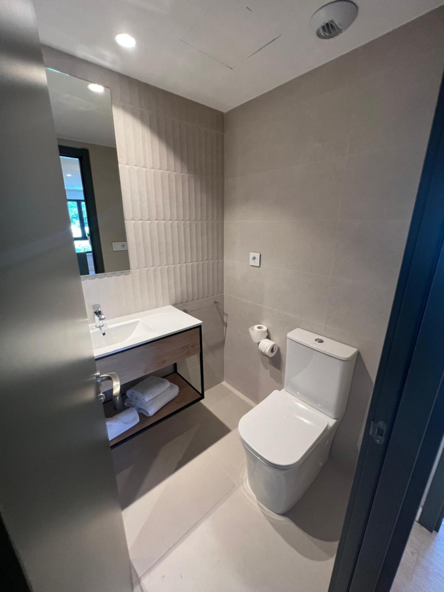 Hotel H4 Cangas 3 Superior ภายนอก รูปภาพ