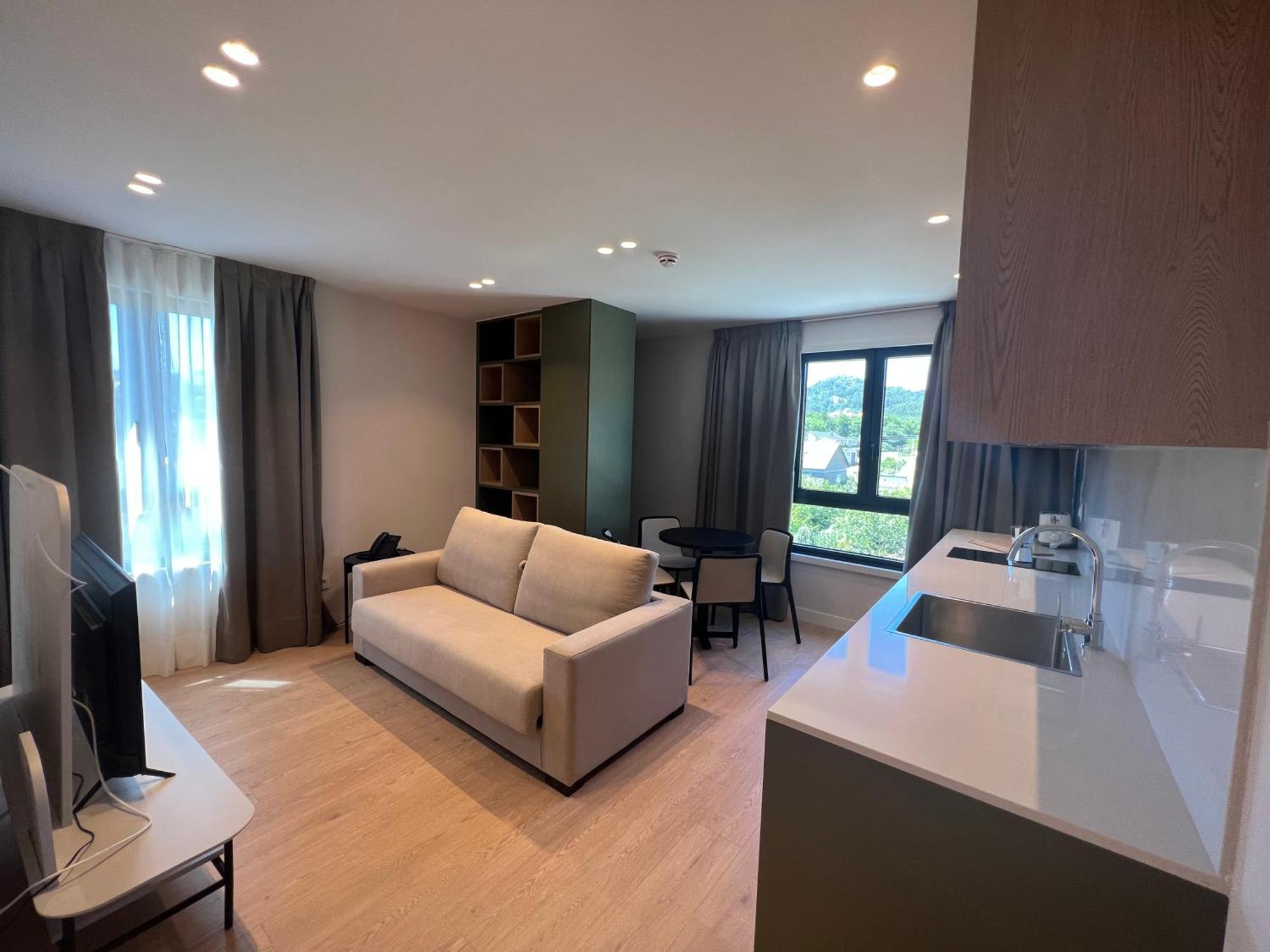 Hotel H4 Cangas 3 Superior ภายนอก รูปภาพ
