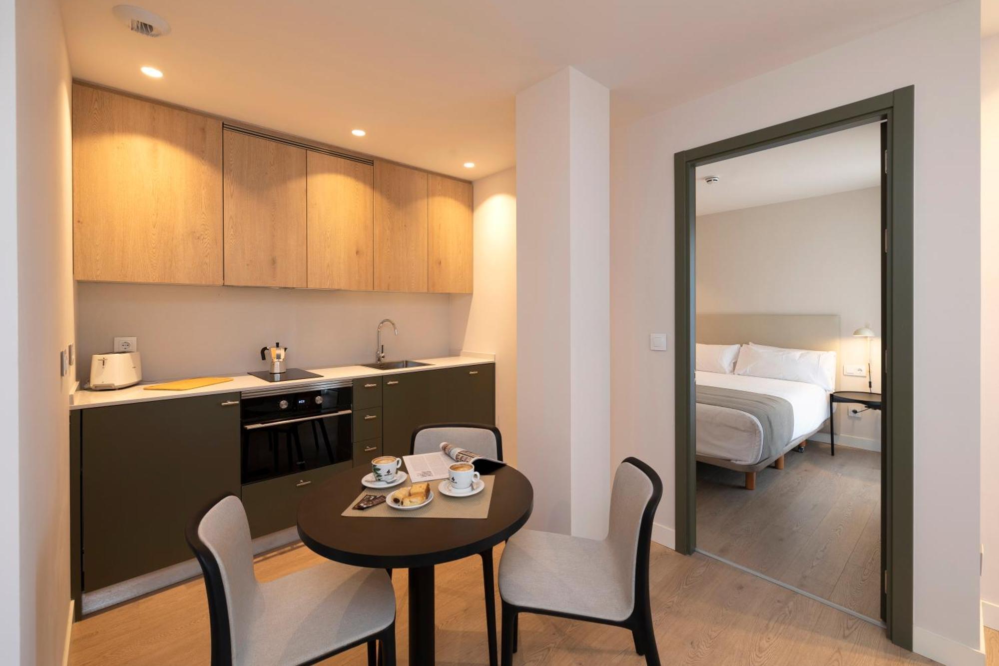 Hotel H4 Cangas 3 Superior ภายนอก รูปภาพ